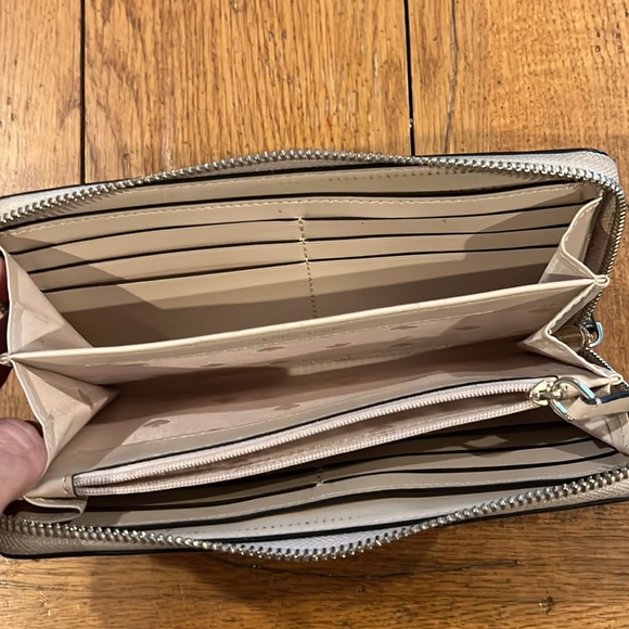 Kate Spade Handbag & Matching Wallet - soft pink and black.Items have gentle use - Picture 11 of 16